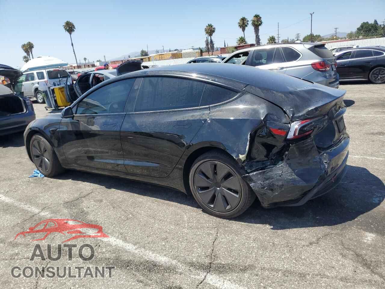 TESLA MODEL 3 2024 - 5YJ3E1EA4RF732278