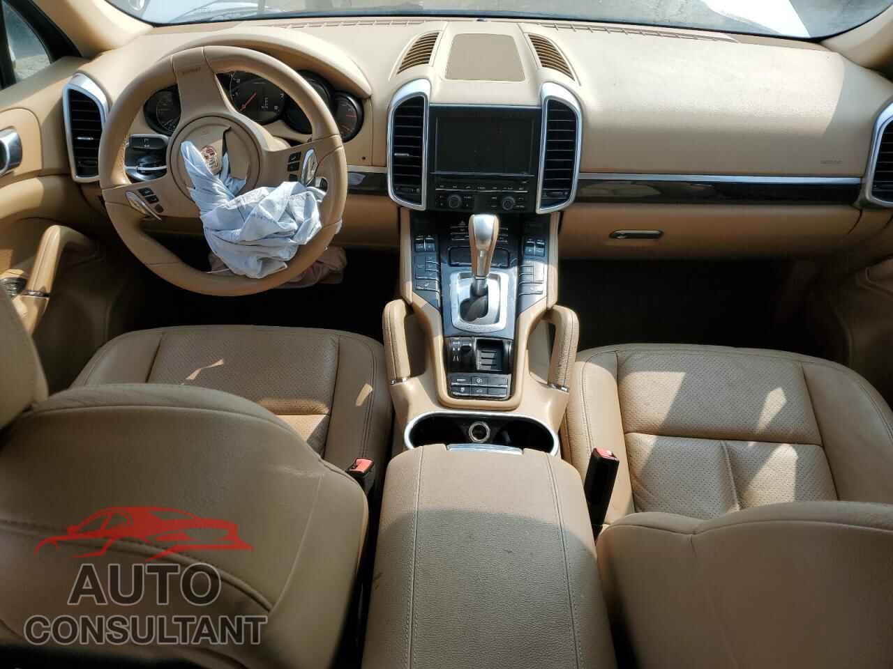 PORSCHE CAYENNE 2012 - WP1AA2A29CLA07236