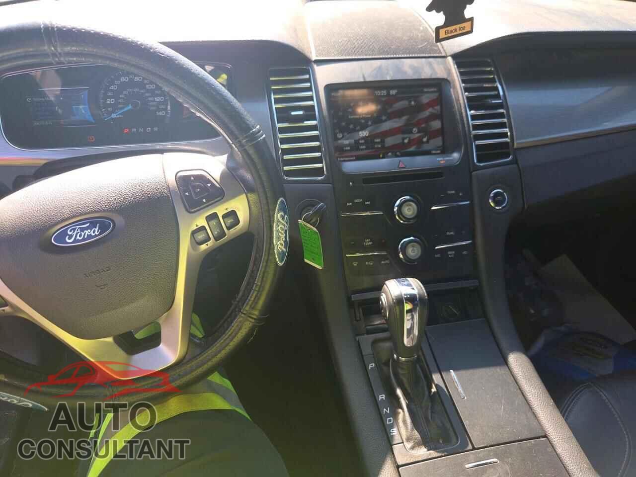FORD TAURUS 2013 - 1FAHP2E85DG116225