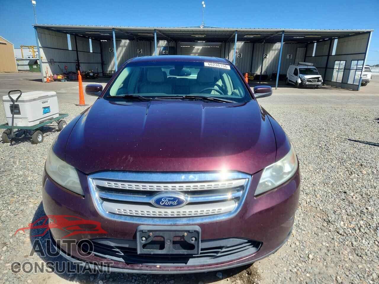 FORD TAURUS 2011 - 1FAHP2EW1BG136452