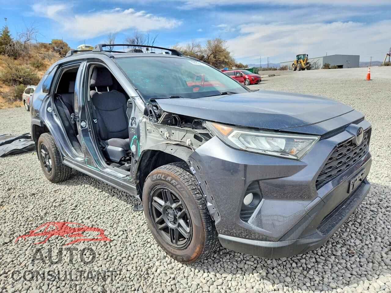 TOYOTA RAV4 2019 - JTMP1RFV7KD027727