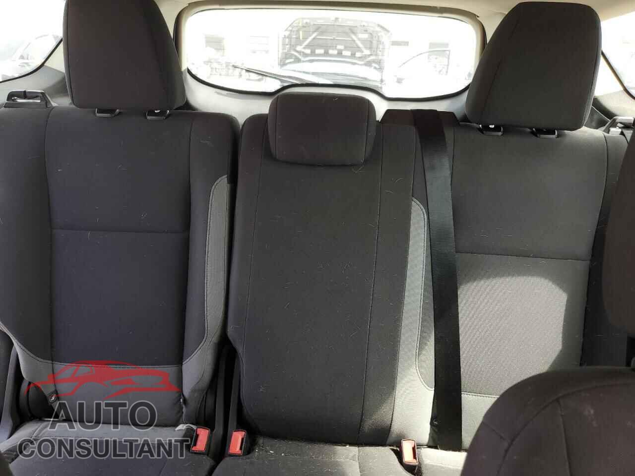 FORD ESCAPE 2016 - 1FMCU0F77GUB07373