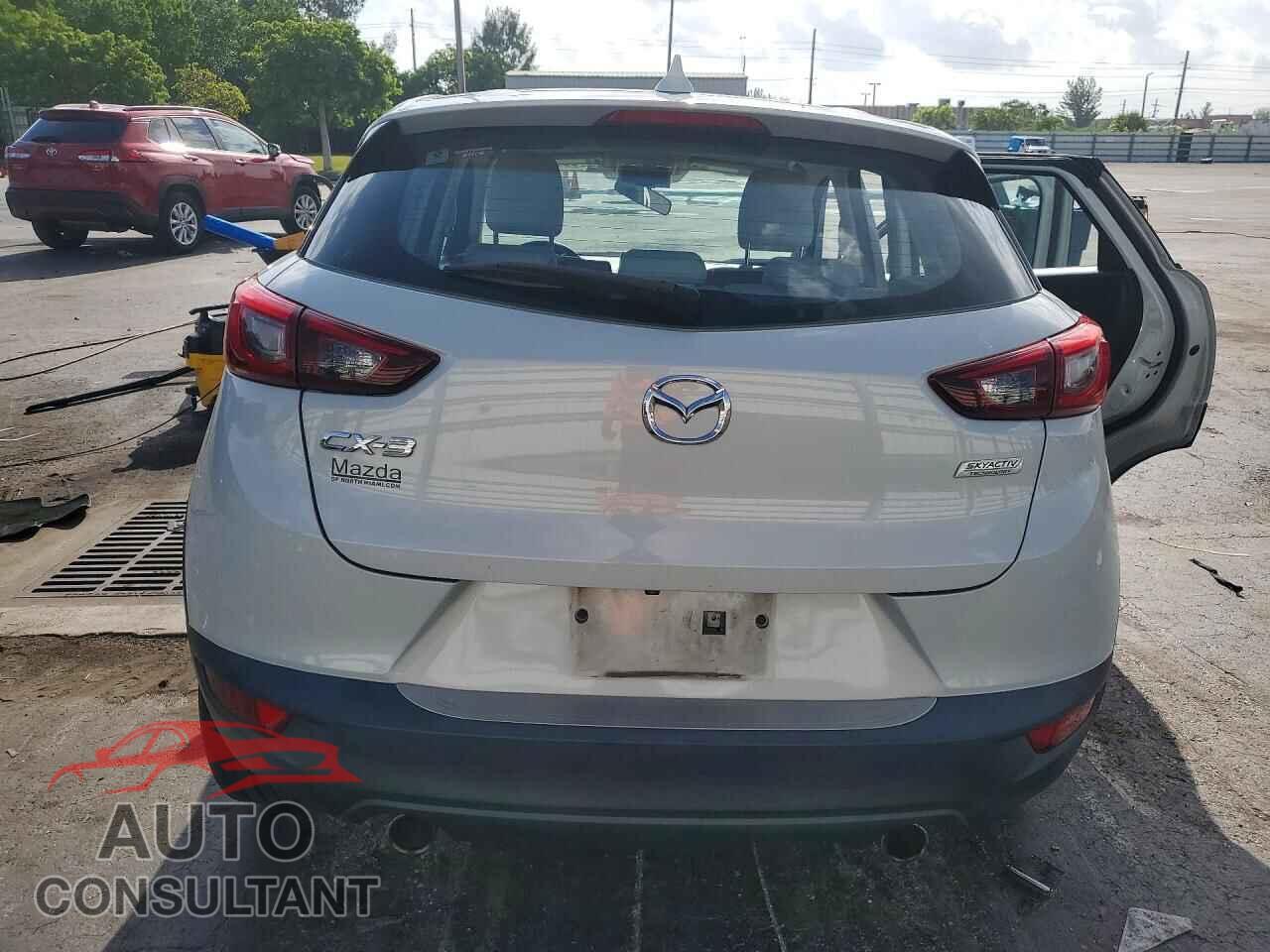 MAZDA CX-3 2017 - JM1DKDD77H0149687