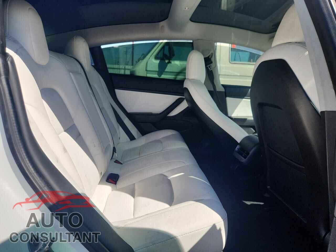 TESLA MODEL 3 2020 - 5YJ3E1EB9LF742773