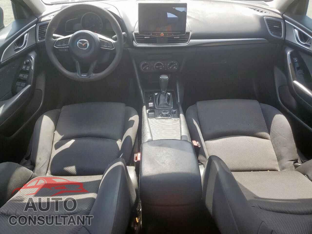 MAZDA 3 2017 - 3MZBN1U71HM113016