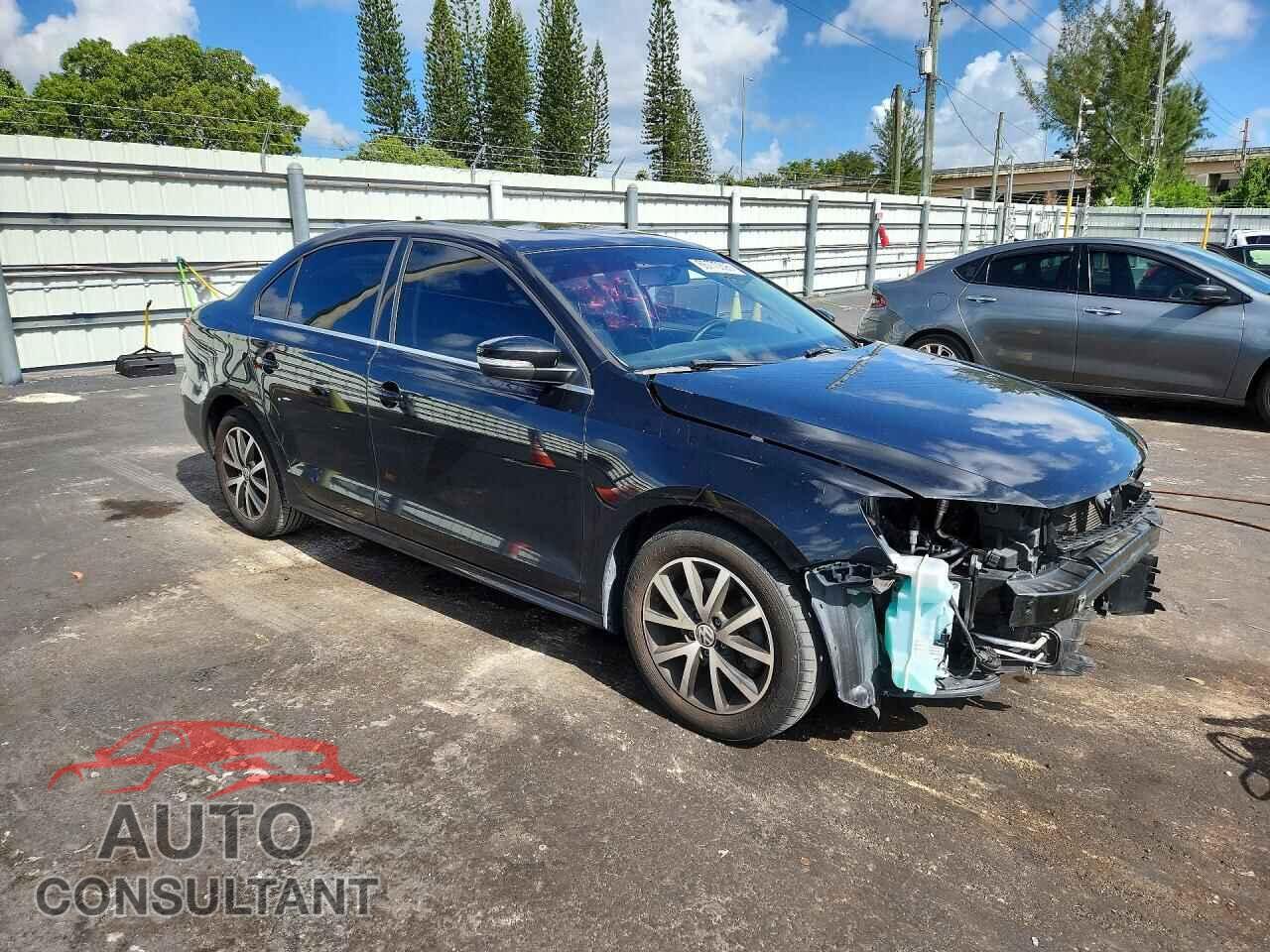 VOLKSWAGEN JETTA 2017 - 3VWB67AJ1HM252014