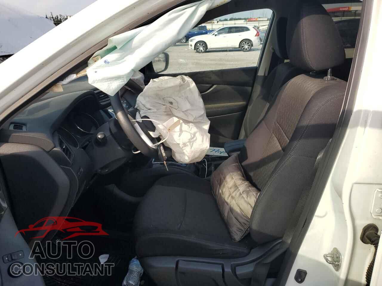 NISSAN ROGUE 2017 - 5N1AT2MT4HC860744