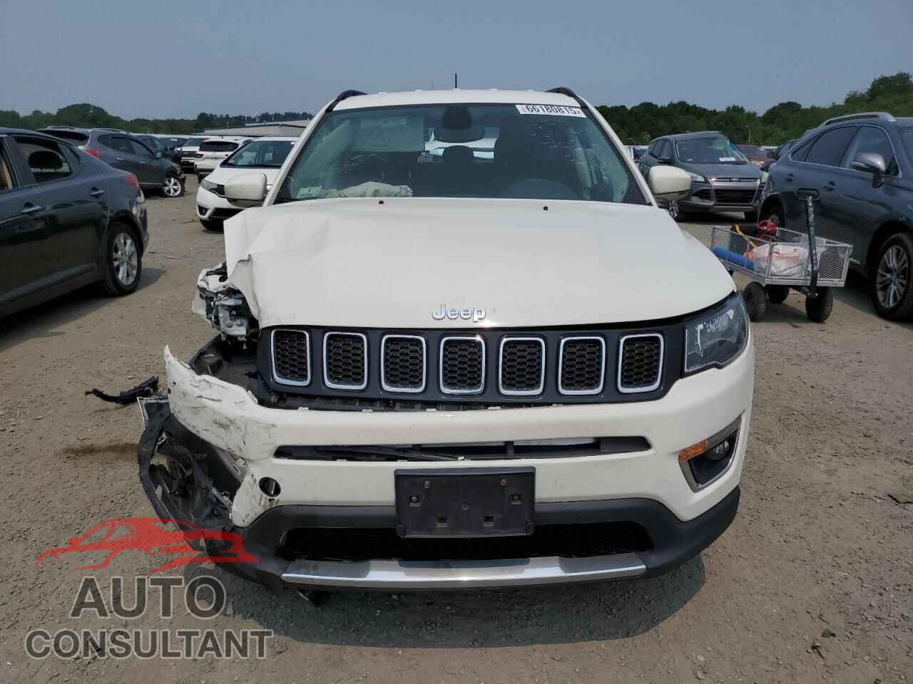 JEEP COMPASS 2019 - 3C4NJDCB3KT753261