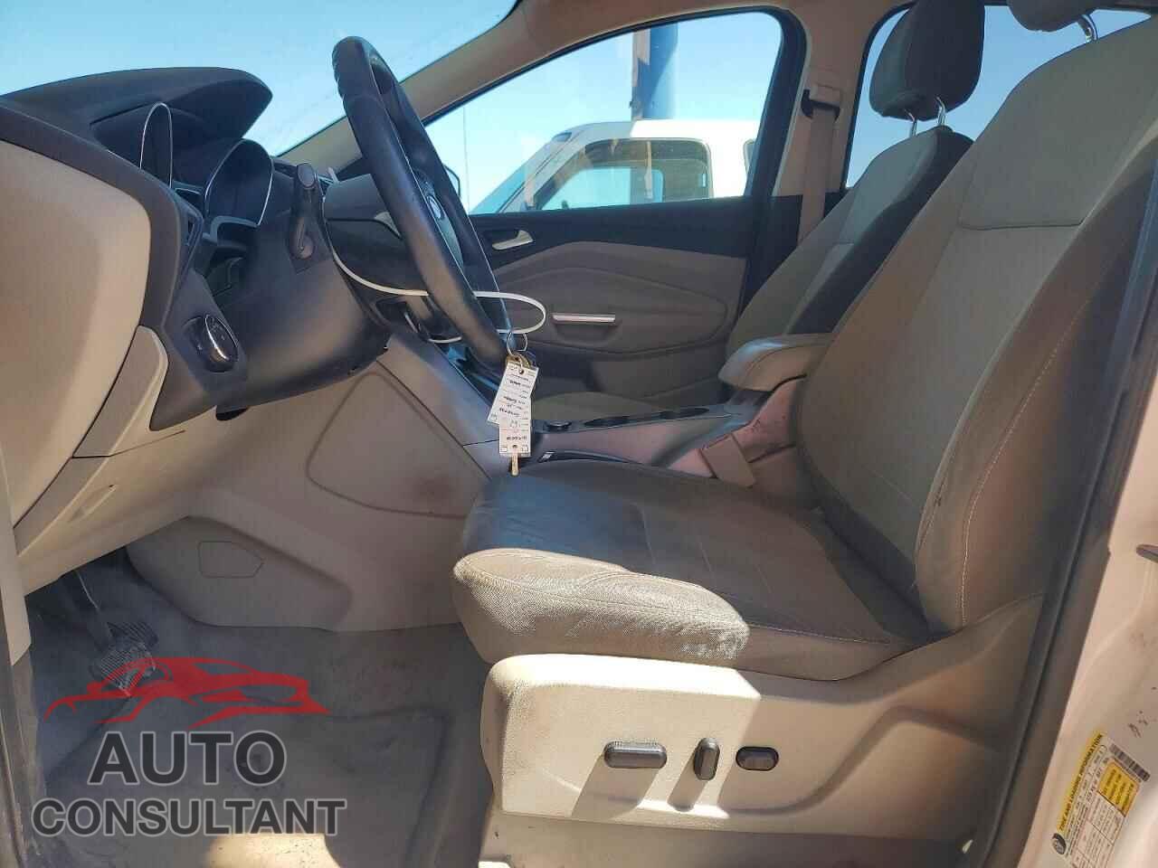 FORD ESCAPE 2014 - 1FMCU9GX4EUC01176