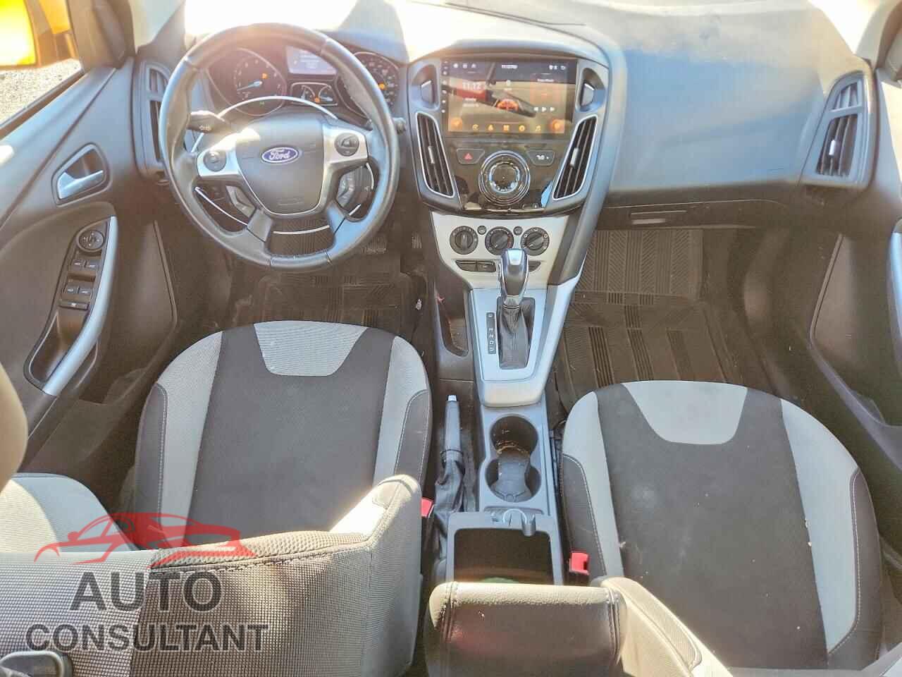 FORD FOCUS 2012 - 1FAHP3K26CL110459