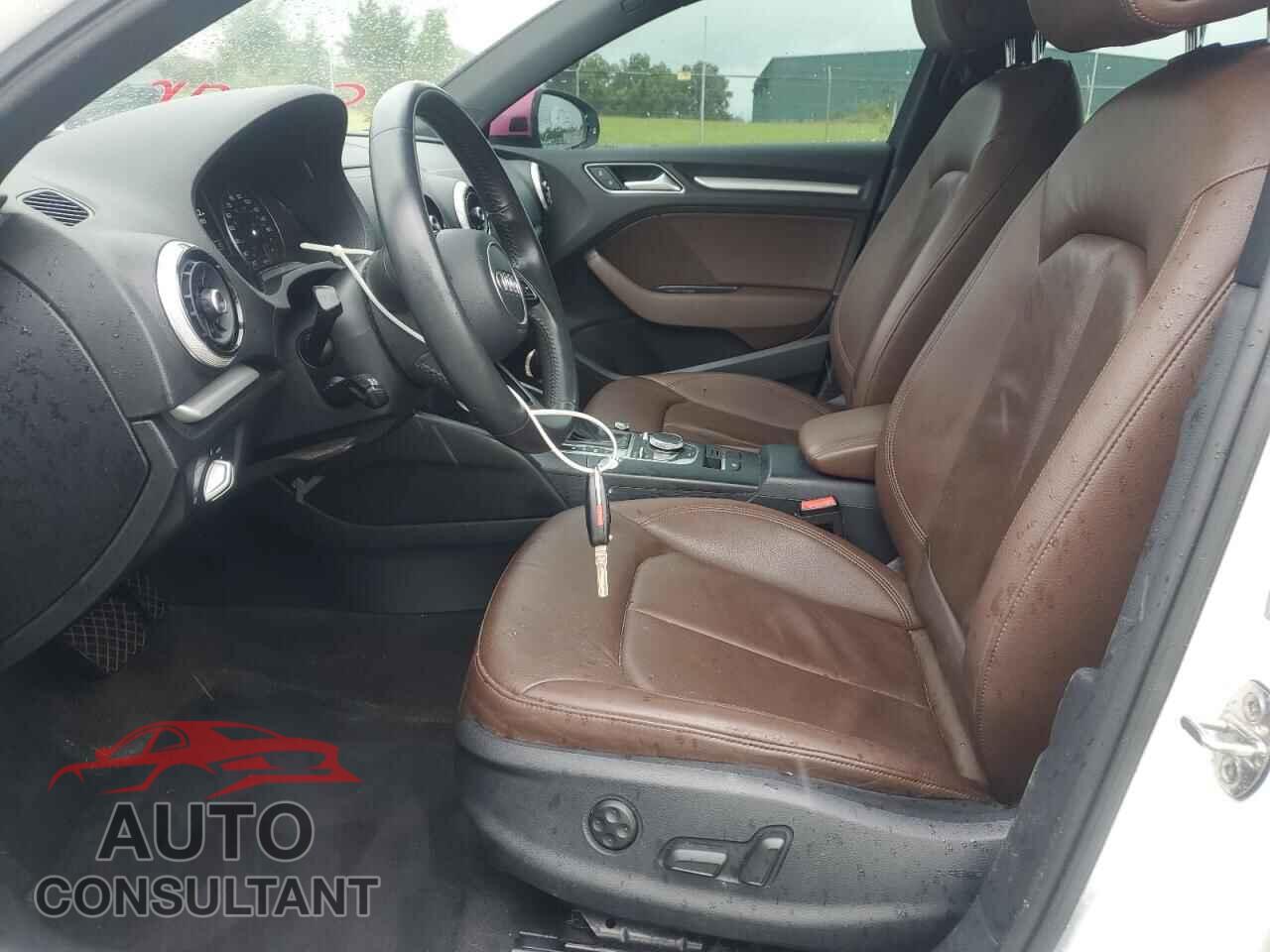 AUDI A3 2019 - WAUAUGFFXK1023308