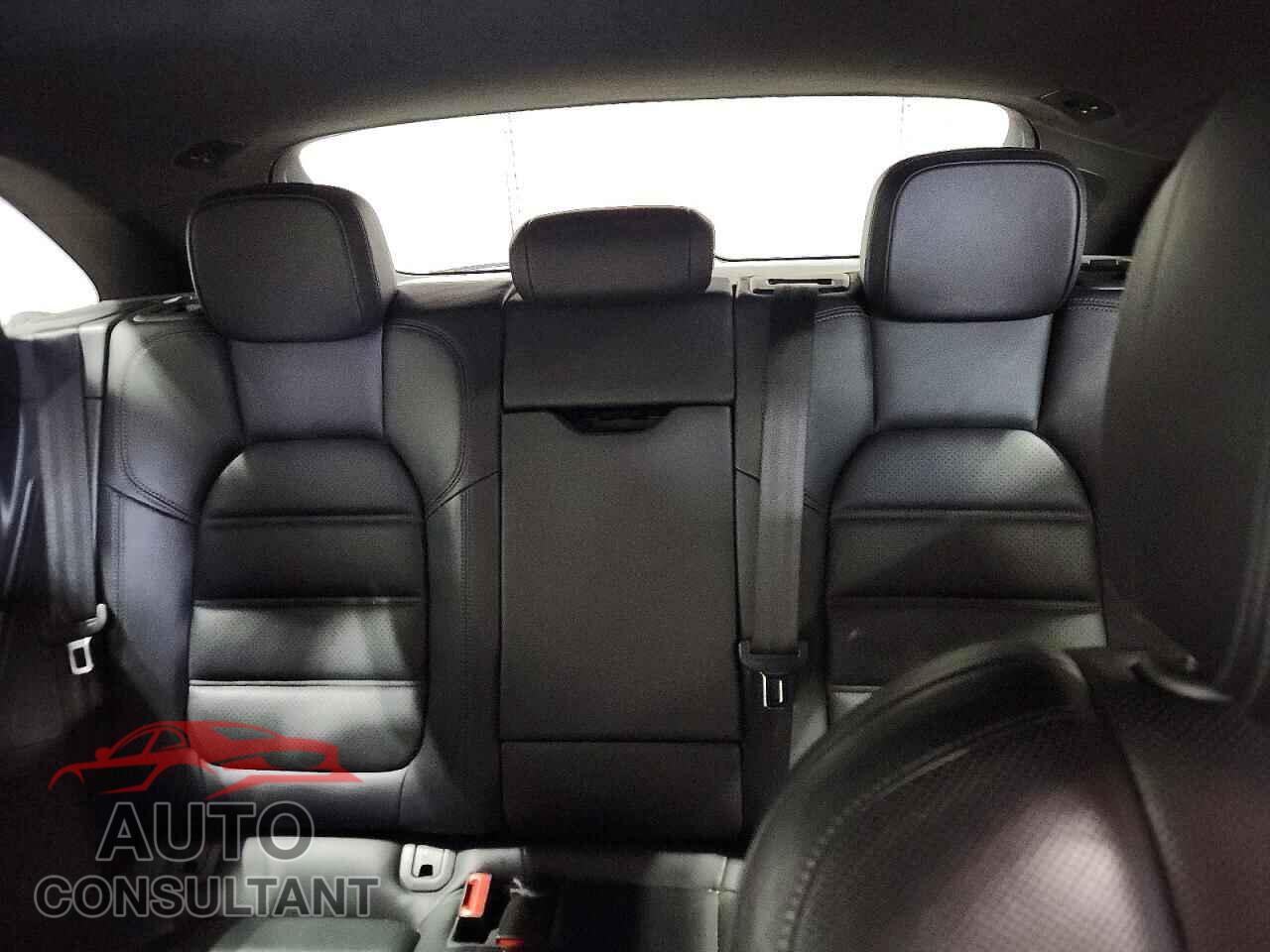 PORSCHE MACAN 2017 - WP1AF2A59HLB61626