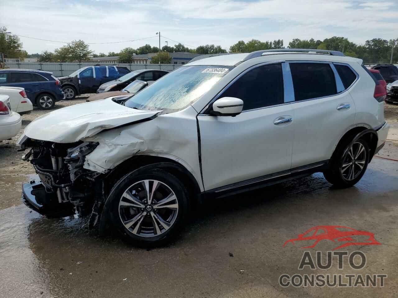 NISSAN ROGUE 2017 - 5N1AT2MT1HC825305