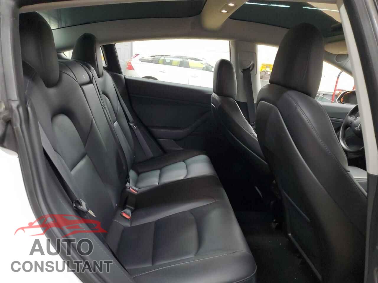 TESLA MODEL 3 2018 - 5YJ3E1EB5JF185745