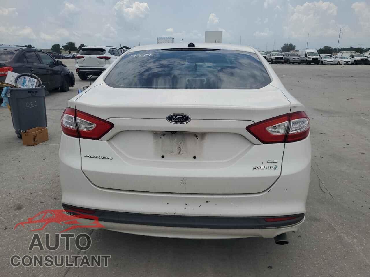 FORD FUSION 2013 - 3FA6P0LU9DR349318