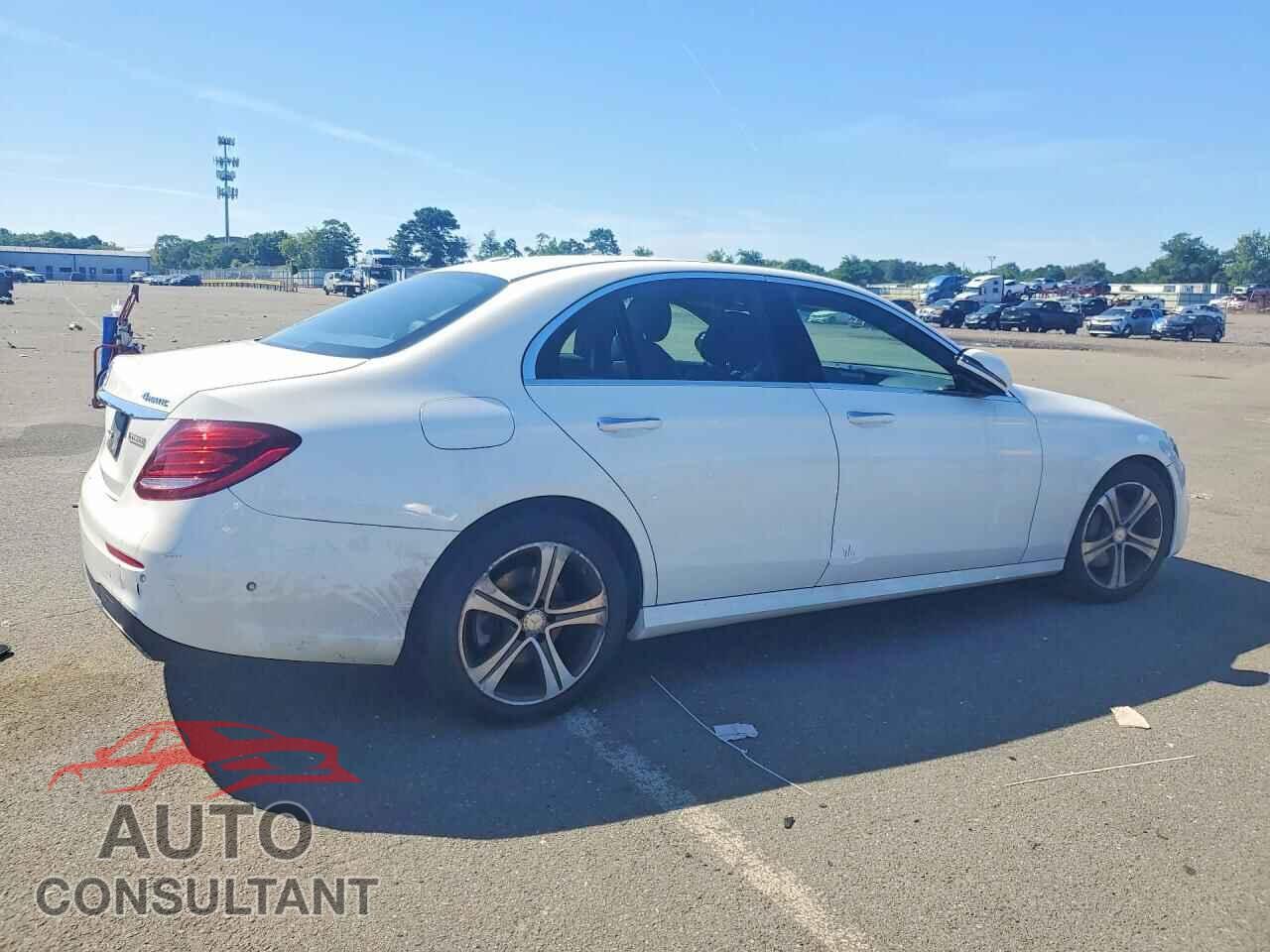 MERCEDES-BENZ E-CLASS 2017 - WDDZF4KB3HA149901