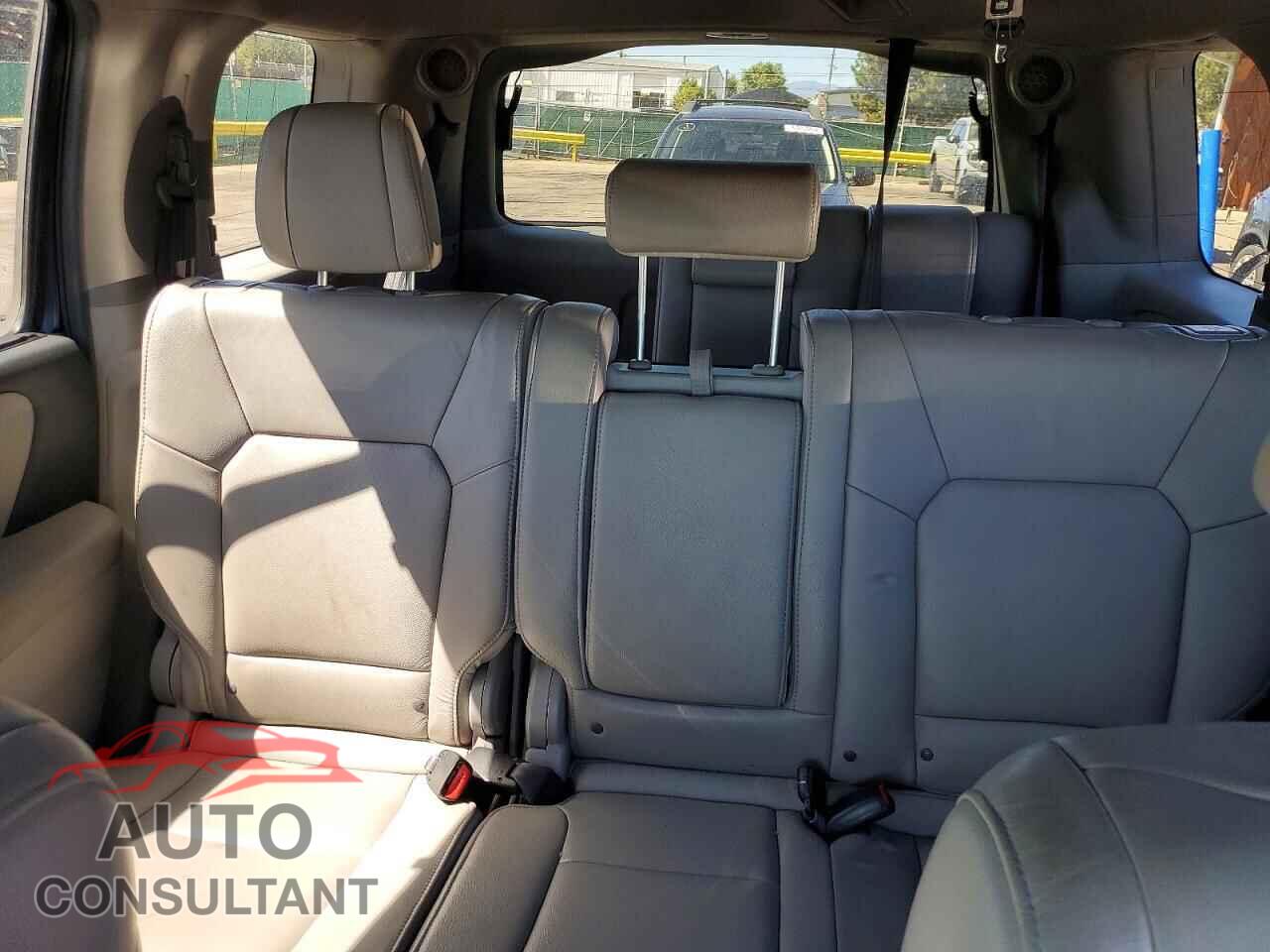 HONDA PILOT 2013 - 5FNYF4H90DB024642
