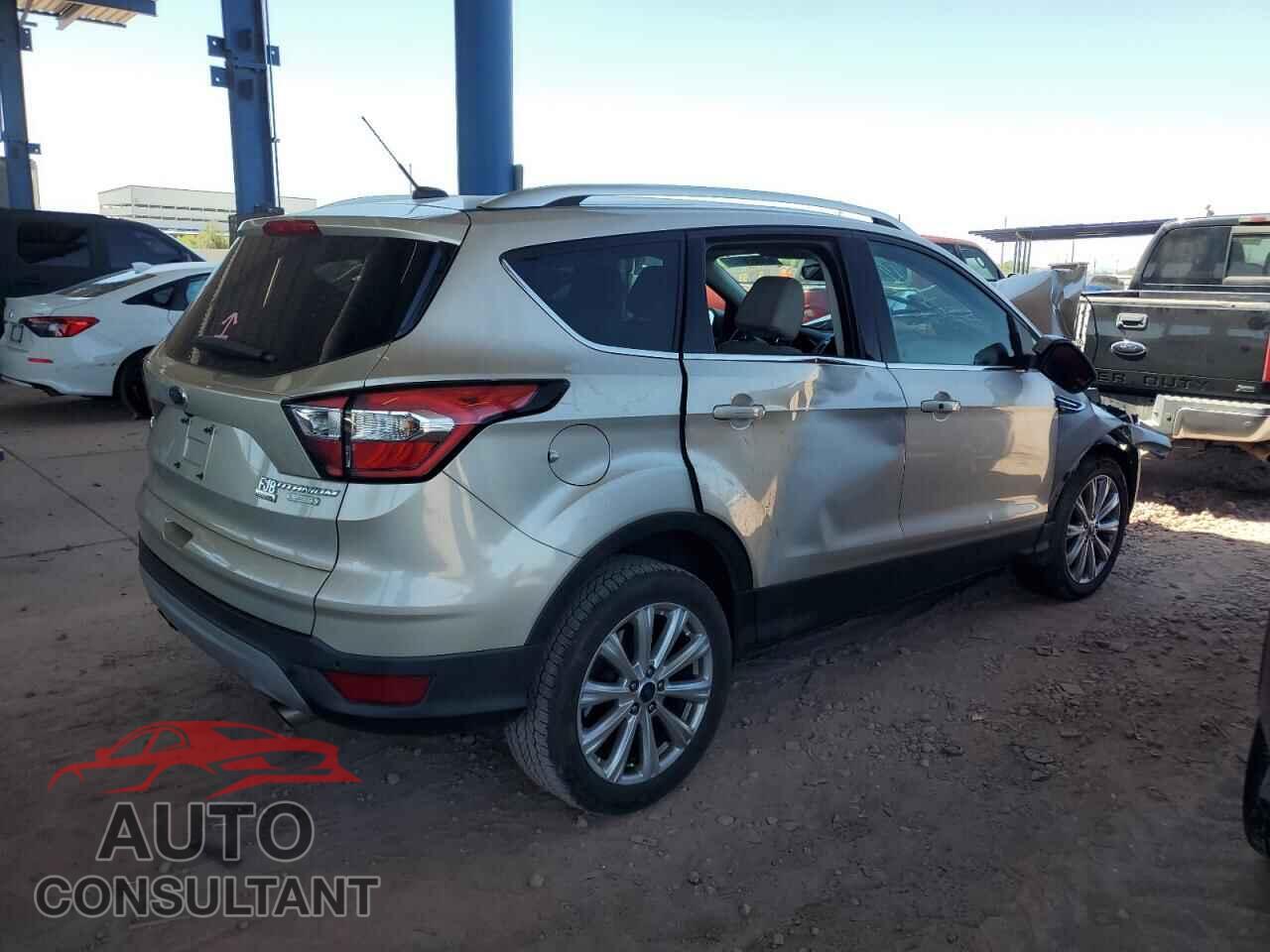 FORD ESCAPE 2017 - 1FMCU0J98HUD24909