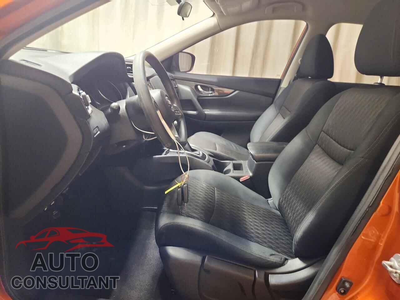 NISSAN ROGUE 2017 - 5N1AT2MT4HC776486