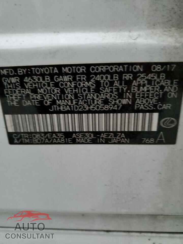 LEXUS IS 2017 - JTHBA1D23H5058947