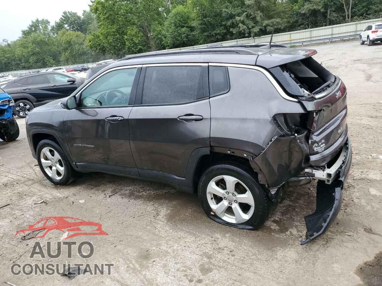 JEEP COMPASS 2018 - 3C4NJDBB7JT112839