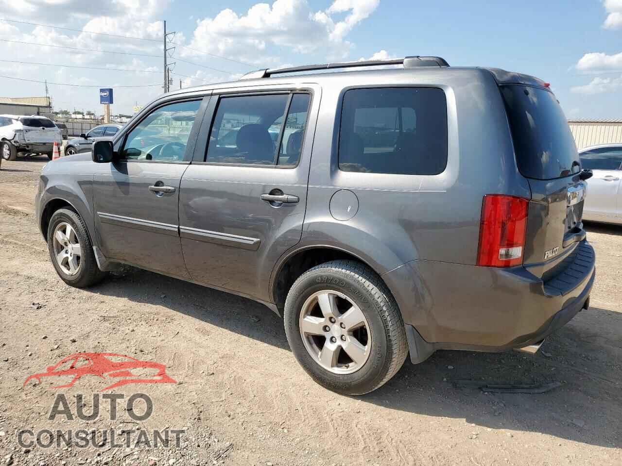 HONDA PILOT 2011 - 5FNYF3H50BB016934