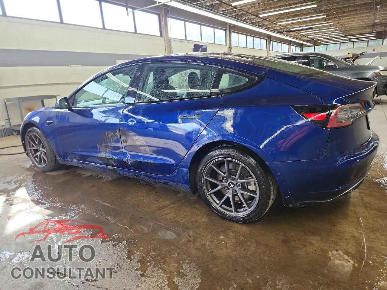 TESLA MODEL 3 2022 - 5YJ3E1EA4NF289236