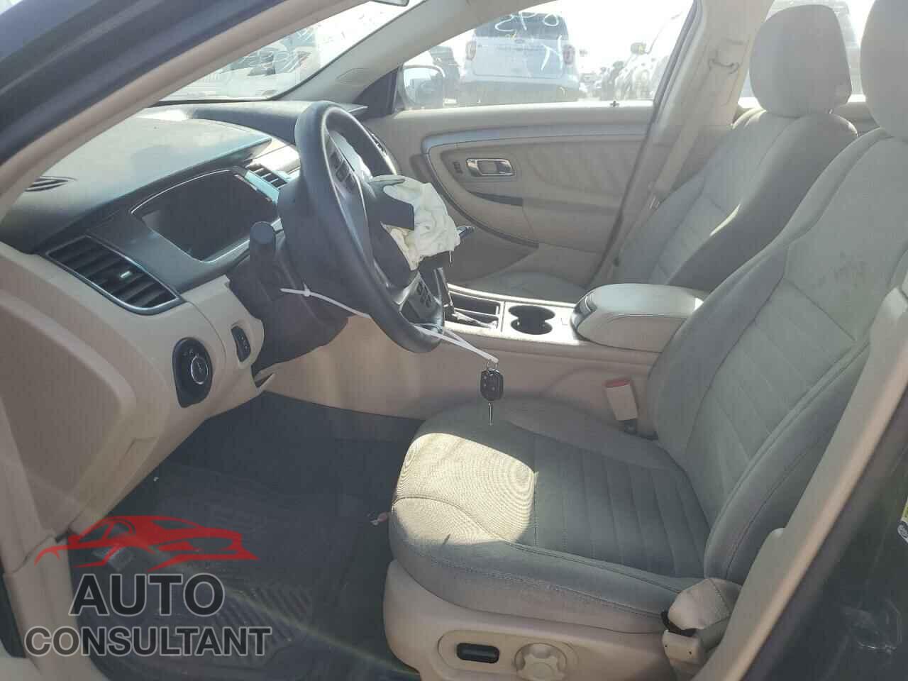 FORD TAURUS 2018 - 1FAHP2D85JG118845