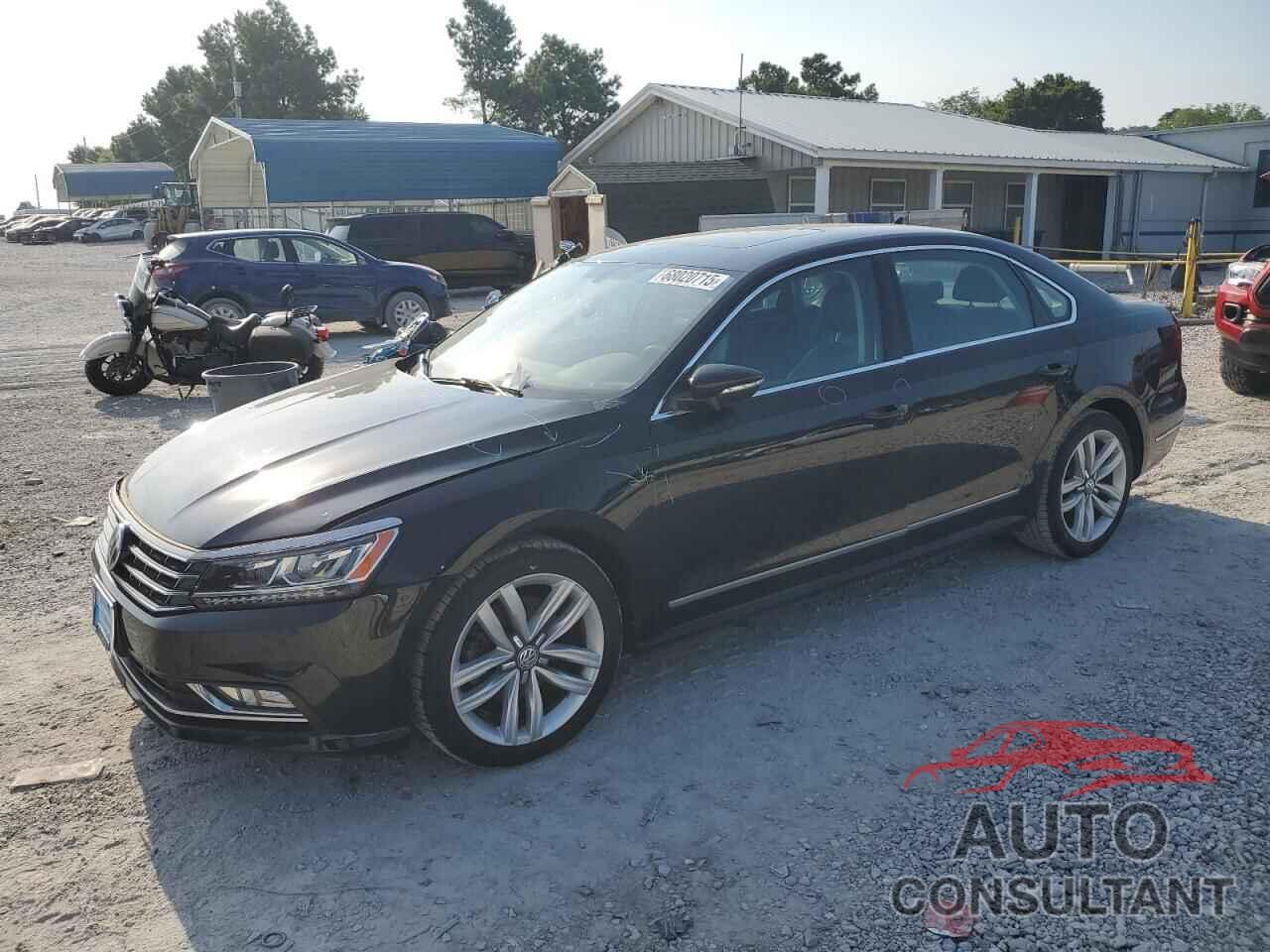 VOLKSWAGEN PASSAT 2017 - 1VWGT7A31HC078432