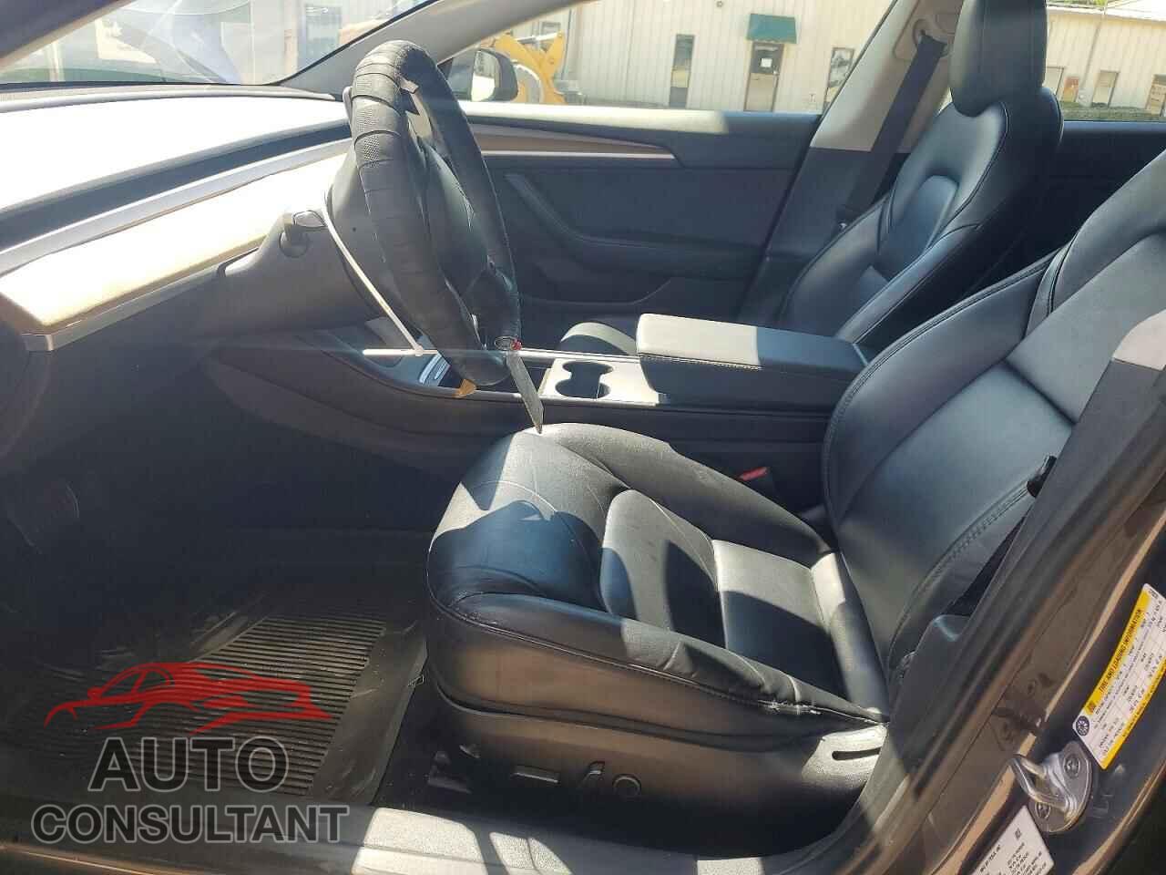 TESLA MODEL 3 2022 - 5YJ3E1EA2NF370039