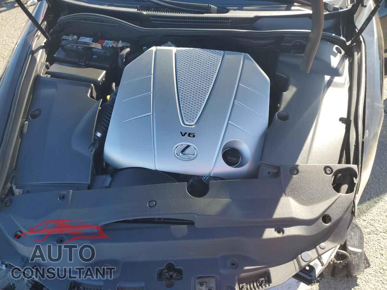 LEXUS IS 2014 - JTHFE2C24E2510141