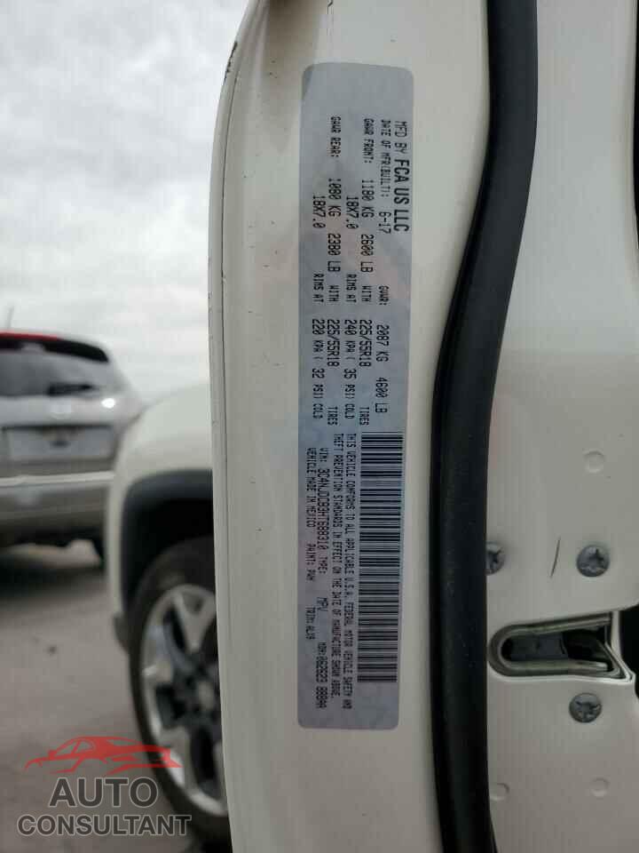 JEEP COMPASS 2017 - 3C4NJDCB3HT688310