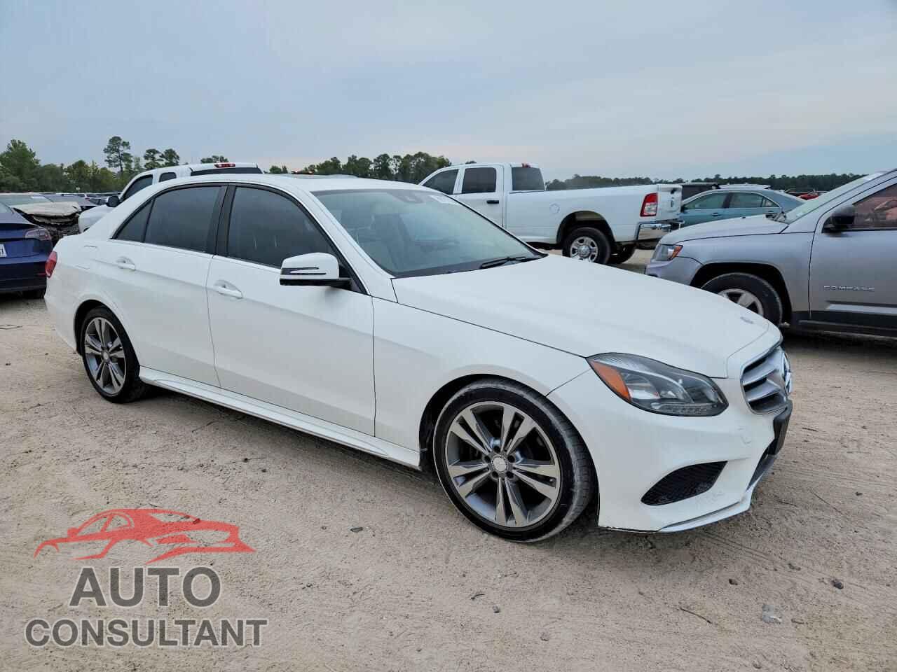 MERCEDES-BENZ E-CLASS 2015 - WDDHF5KB1FB133995
