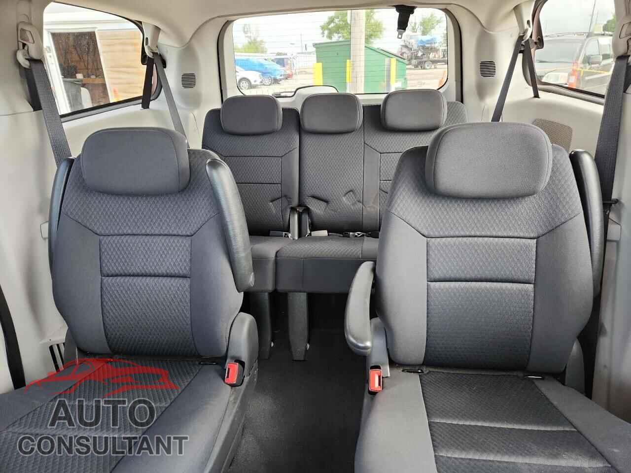 DODGE CARAVAN 2010 - 2D4RN5D19AR220191