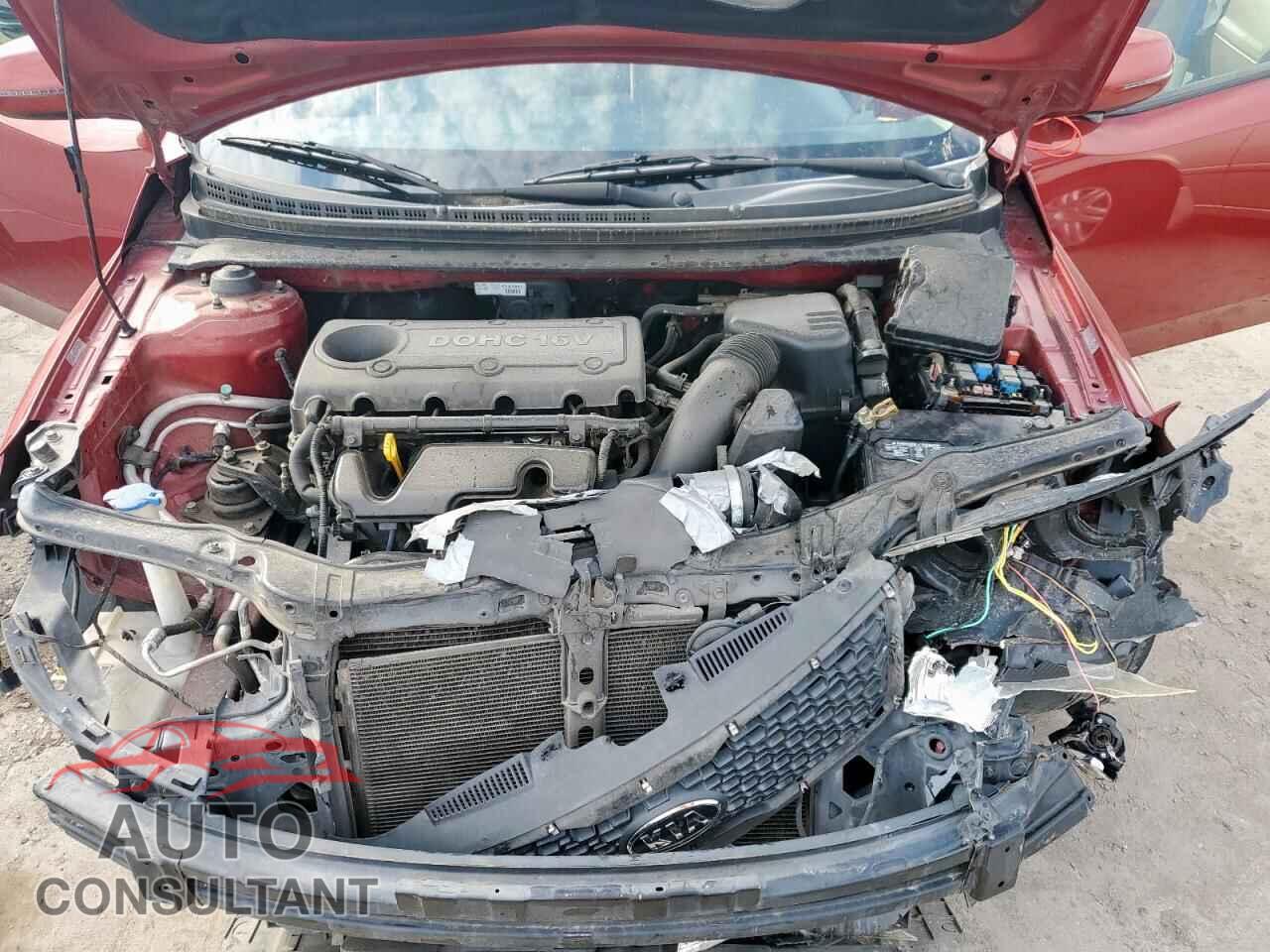 KIA FORTE 2012 - KNAFU4A22C5557714