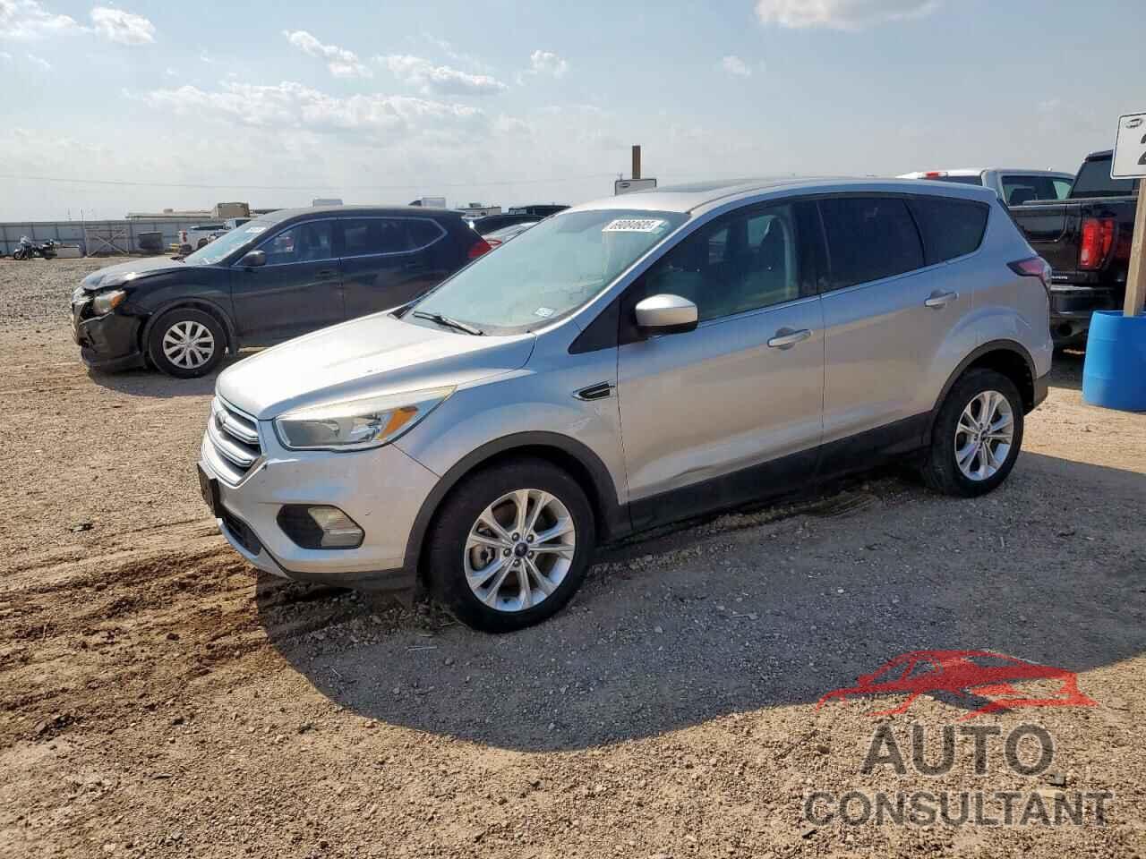FORD ESCAPE 2017 - 1FMCU0G99HUB04797