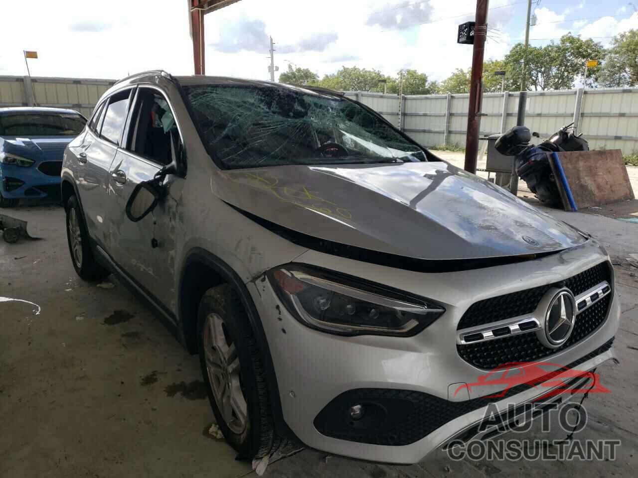 MERCEDES-BENZ GLA-CLASS 2021 - W1N4N4GB0MJ240580