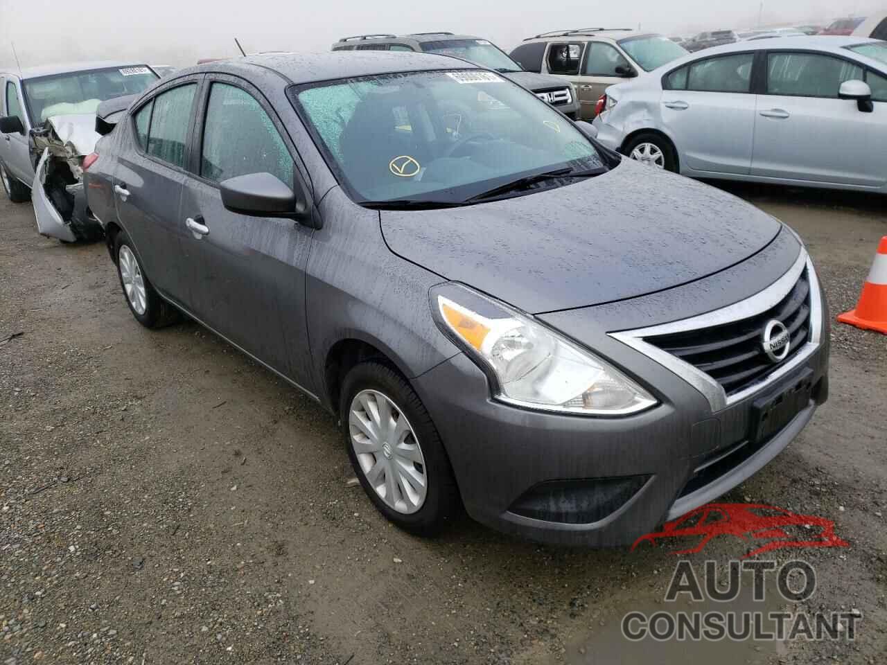 NISSAN VERSA 2017 - 3N1CN7AP0HL879410