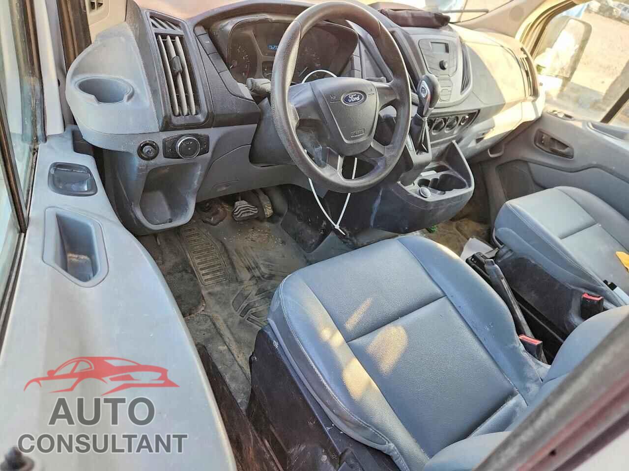 FORD TRANSIT 2018 - 1FTYR2CM6JKB27439
