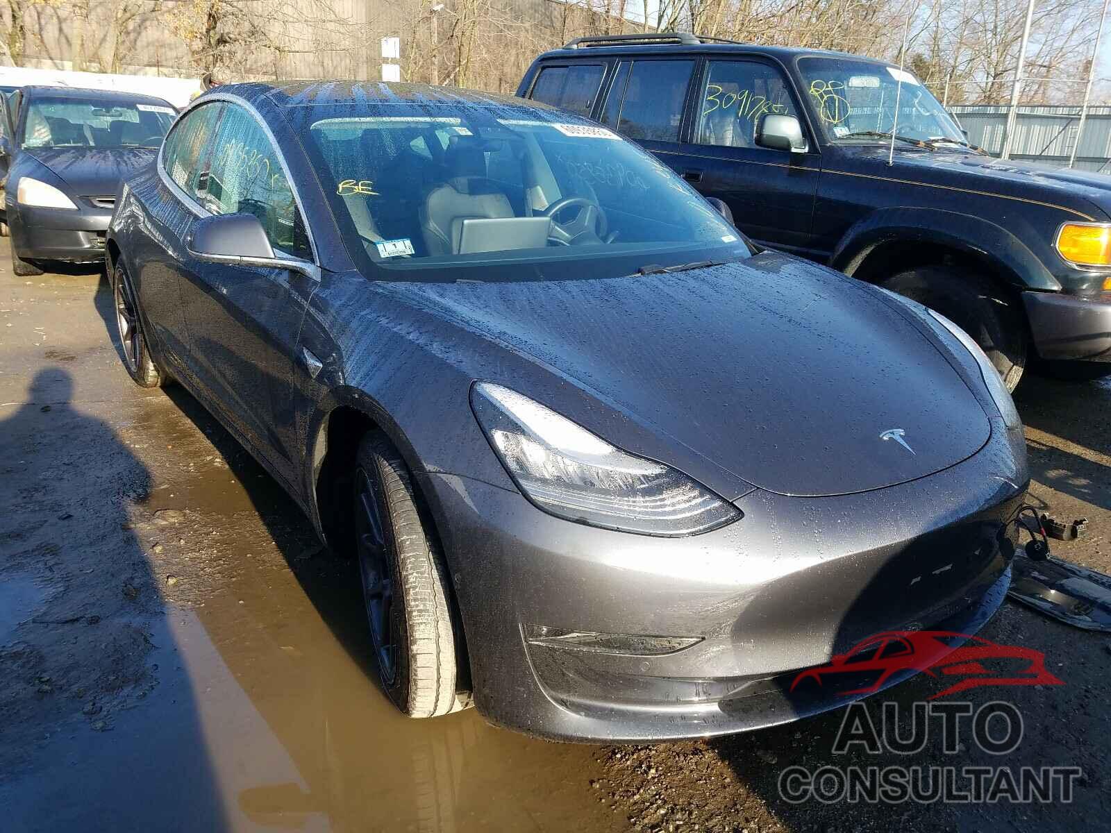 TESLA MODEL 3 2018 - 5YJ3E1EB5JF145777