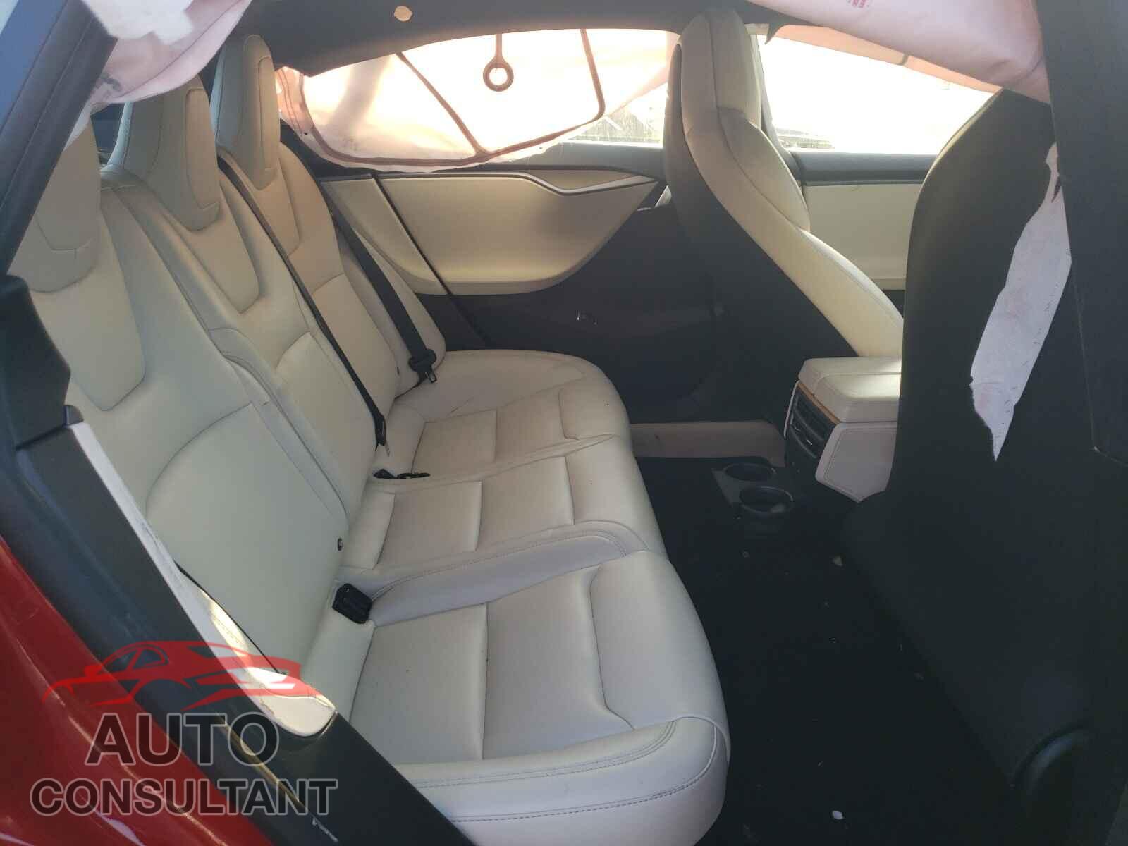 TESLA MODEL S 2019 - 5YJSA1E27KF348274