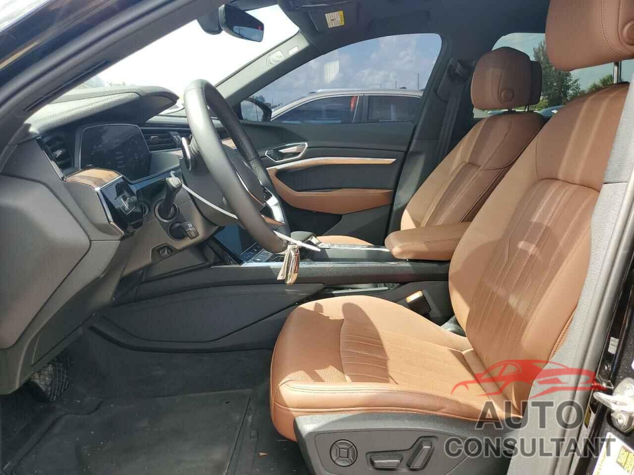 AUDI E-TRON 2022 - WA1LAAGE2NB027885