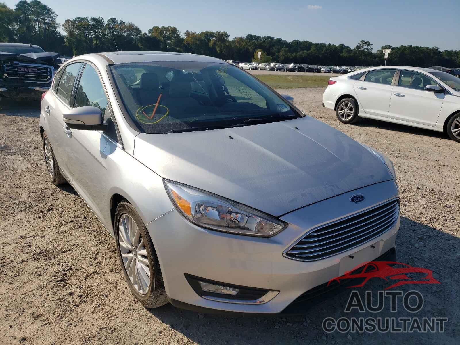 FORD FOCUS 2018 - 1FADP3N24JL314037