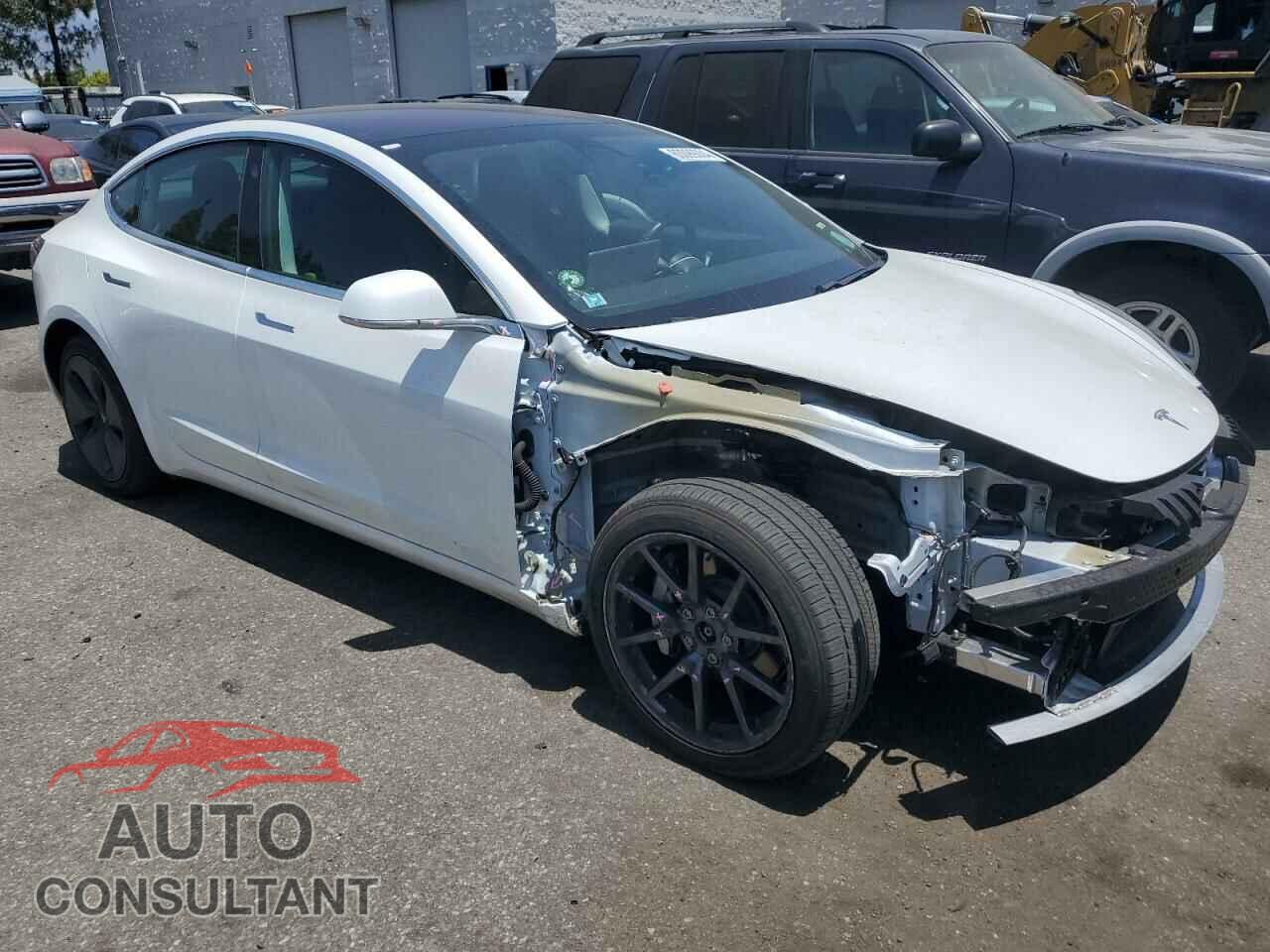 TESLA MODEL 3 2019 - 5YJ3E1EB5KF191479