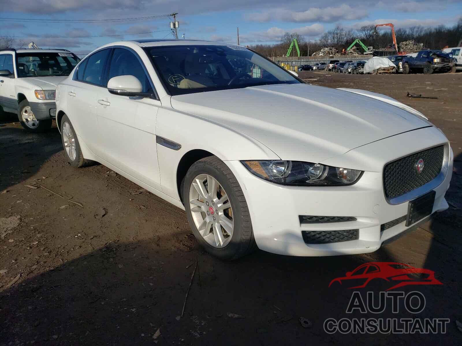 JAGUAR XE 2018 - SAJAJ4FX8JCP21357