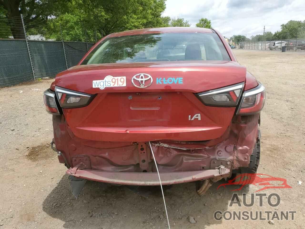 TOYOTA YARIS 2017 - 3MYDLBYV1HY171055