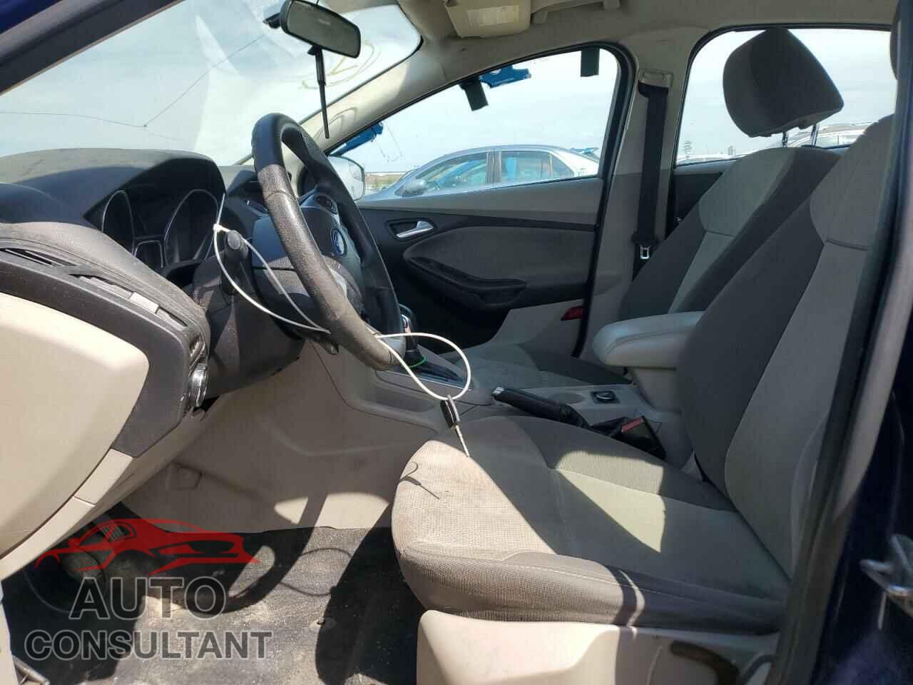 FORD FOCUS 2012 - 1FAHP3F22CL425253