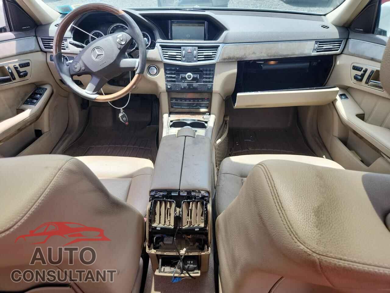 MERCEDES-BENZ E-CLASS 2011 - WDDHF8HB7BA349021