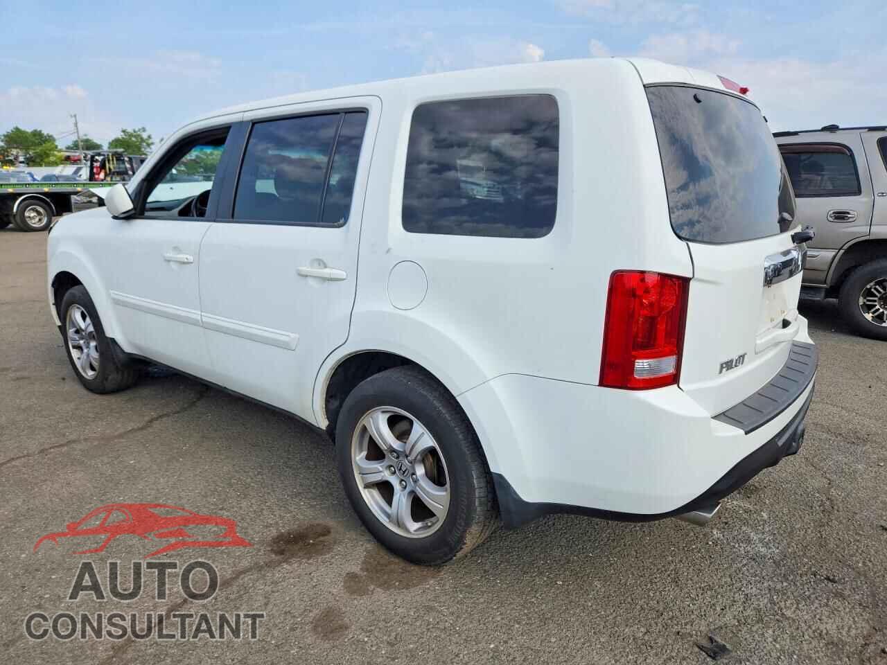 HONDA PILOT 2013 - 5FNYF4H74DB044777