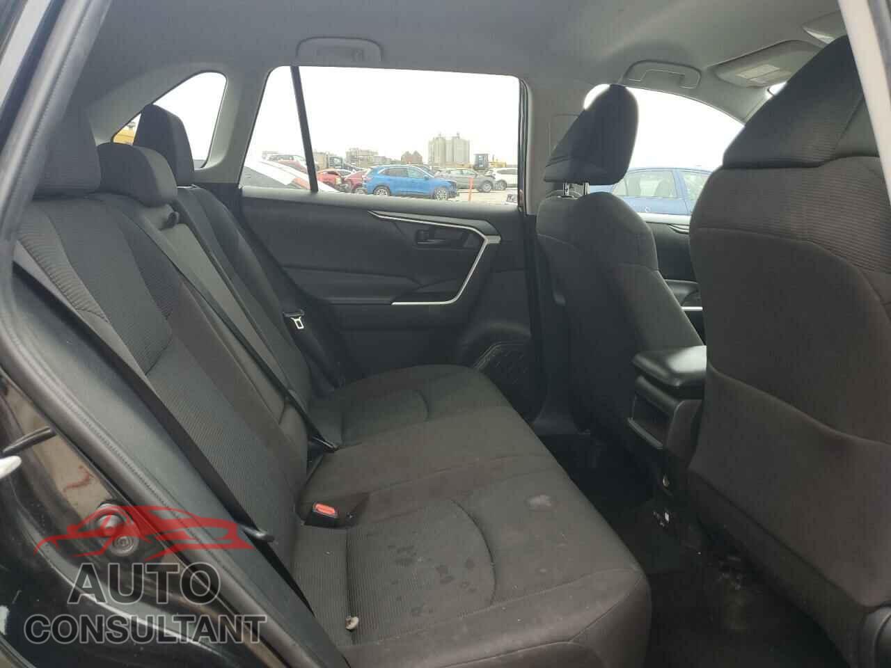 TOYOTA RAV4 2021 - 2T3H1RFV5MC166315